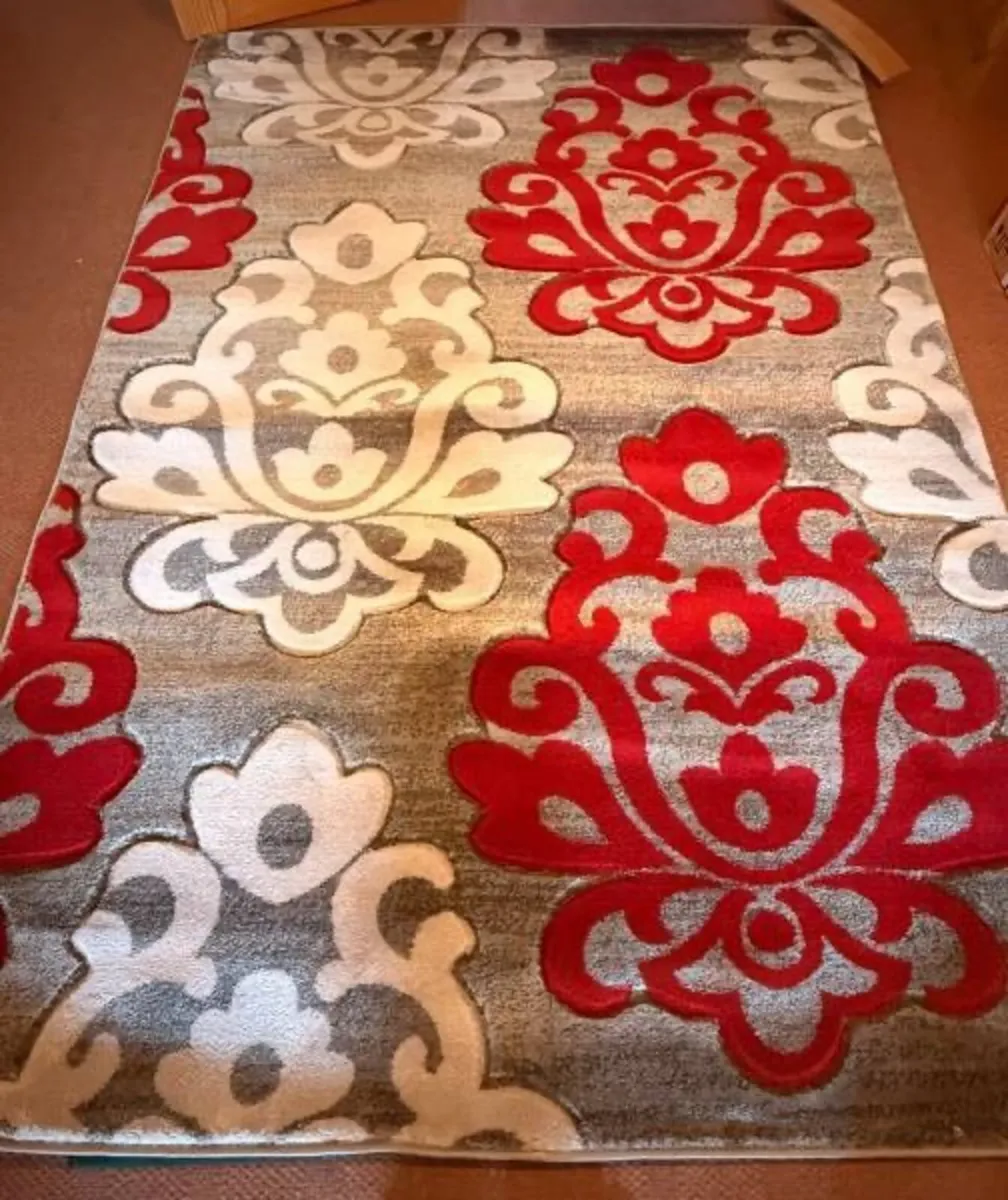 Floral Rug(160 x 230cm) Brand New