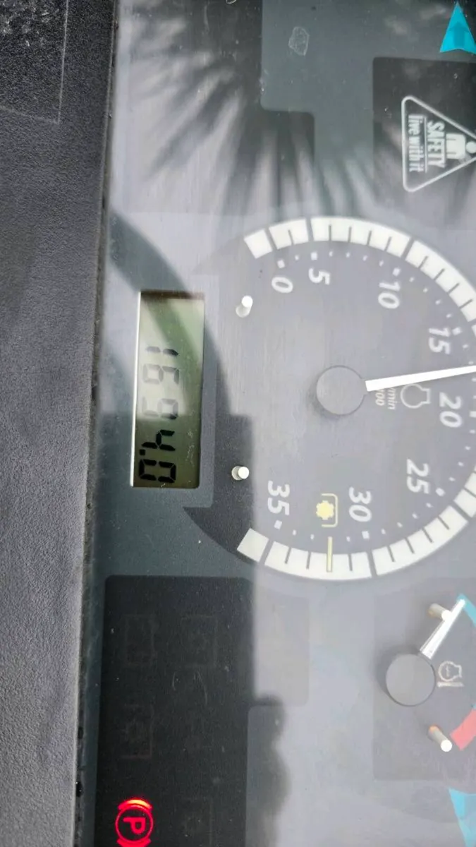 John Deere 1026R - Image 4