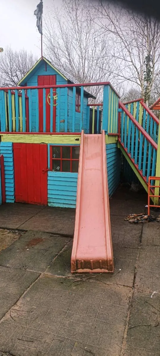 Tree House for sale - Image 1