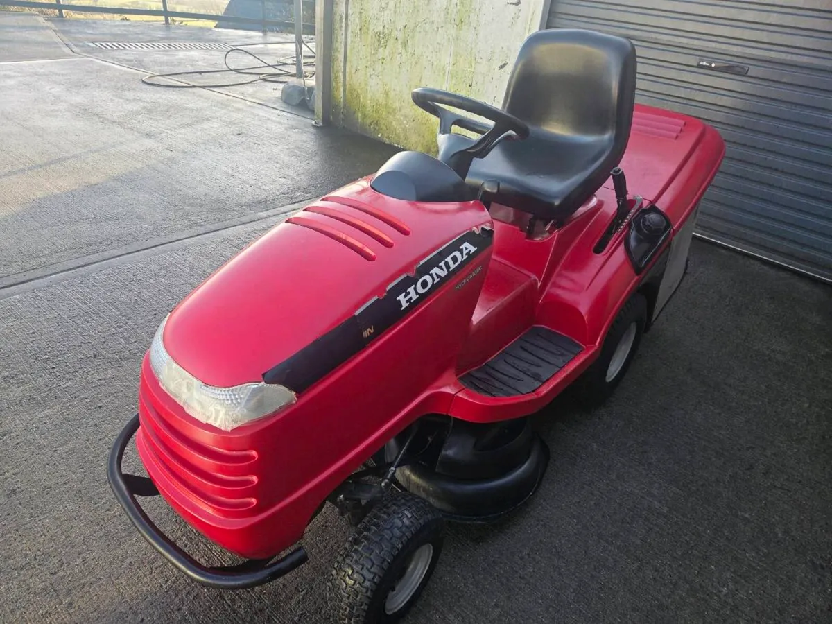 Lawnmower for sale - Image 2