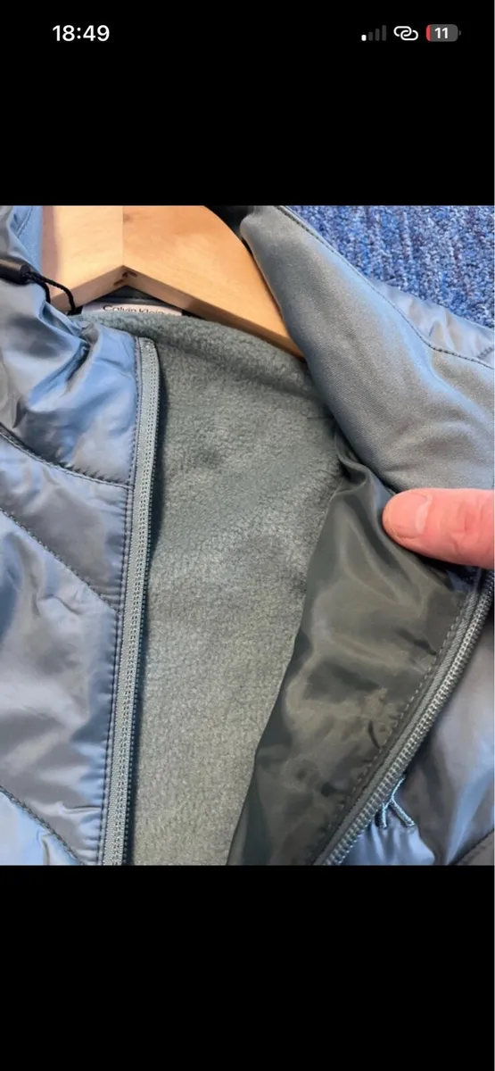 Ladies Calvin Klein jacket to clear - Image 4