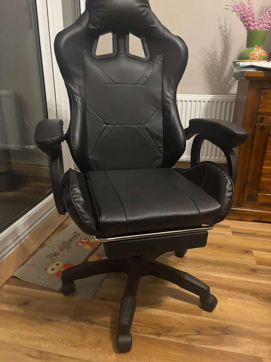 Elfordson Gaming Chair - Image 3