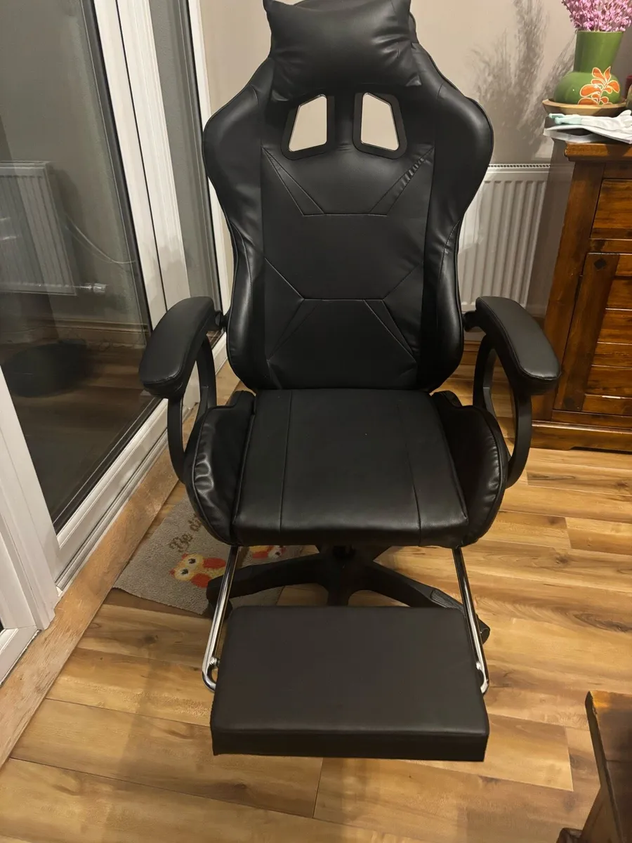Elfordson Gaming Chair - Image 4