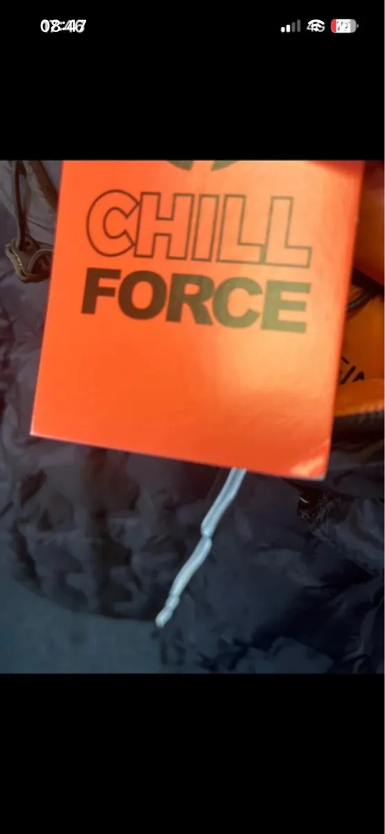 Ladies  Calvin Klein padded jacket to clear - Image 2