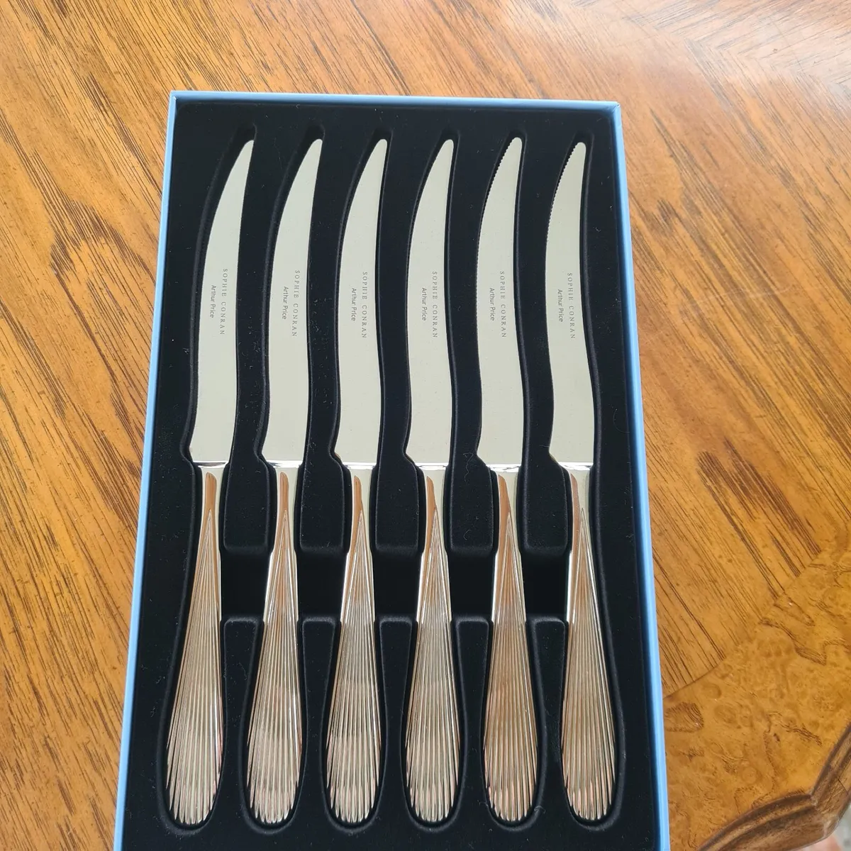 Steak Knives Set - Image 1