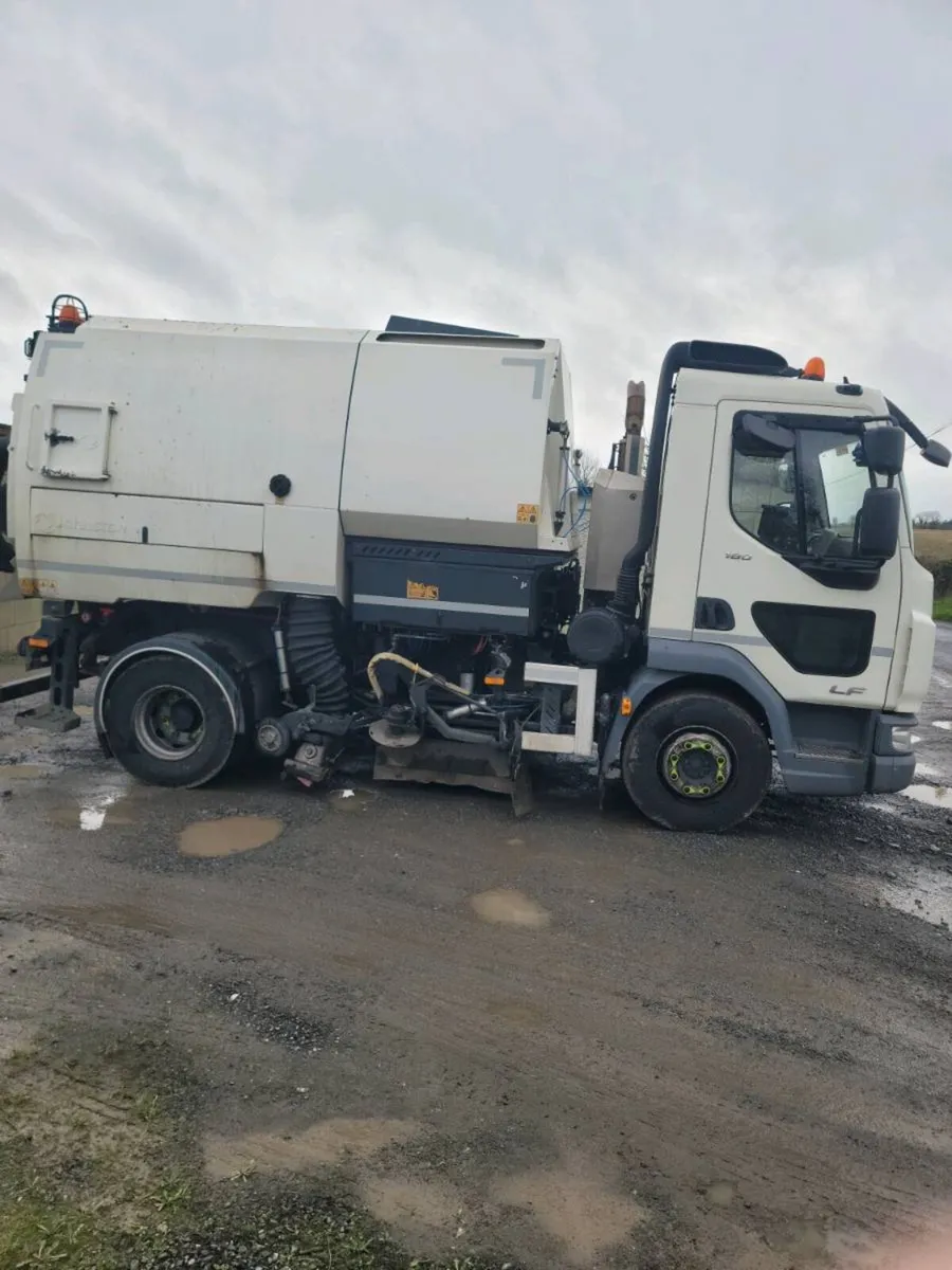 2020 DAF  Road Sweeper – Hydrostatic Drive - Image 2