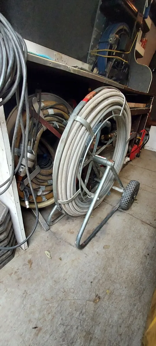 Sewer rehabilitation equipment - Image 2