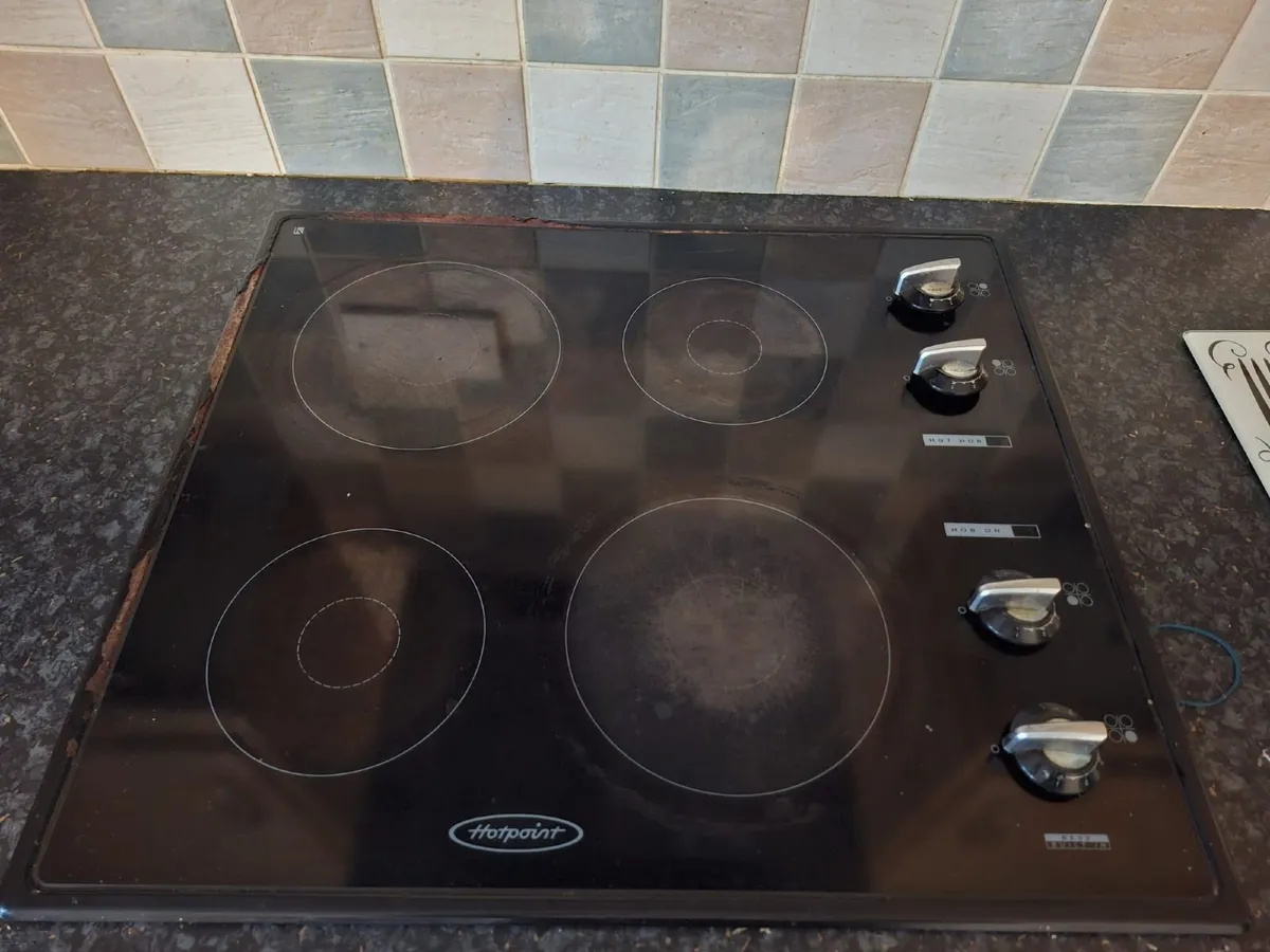 Kitchen cabinets - Image 4