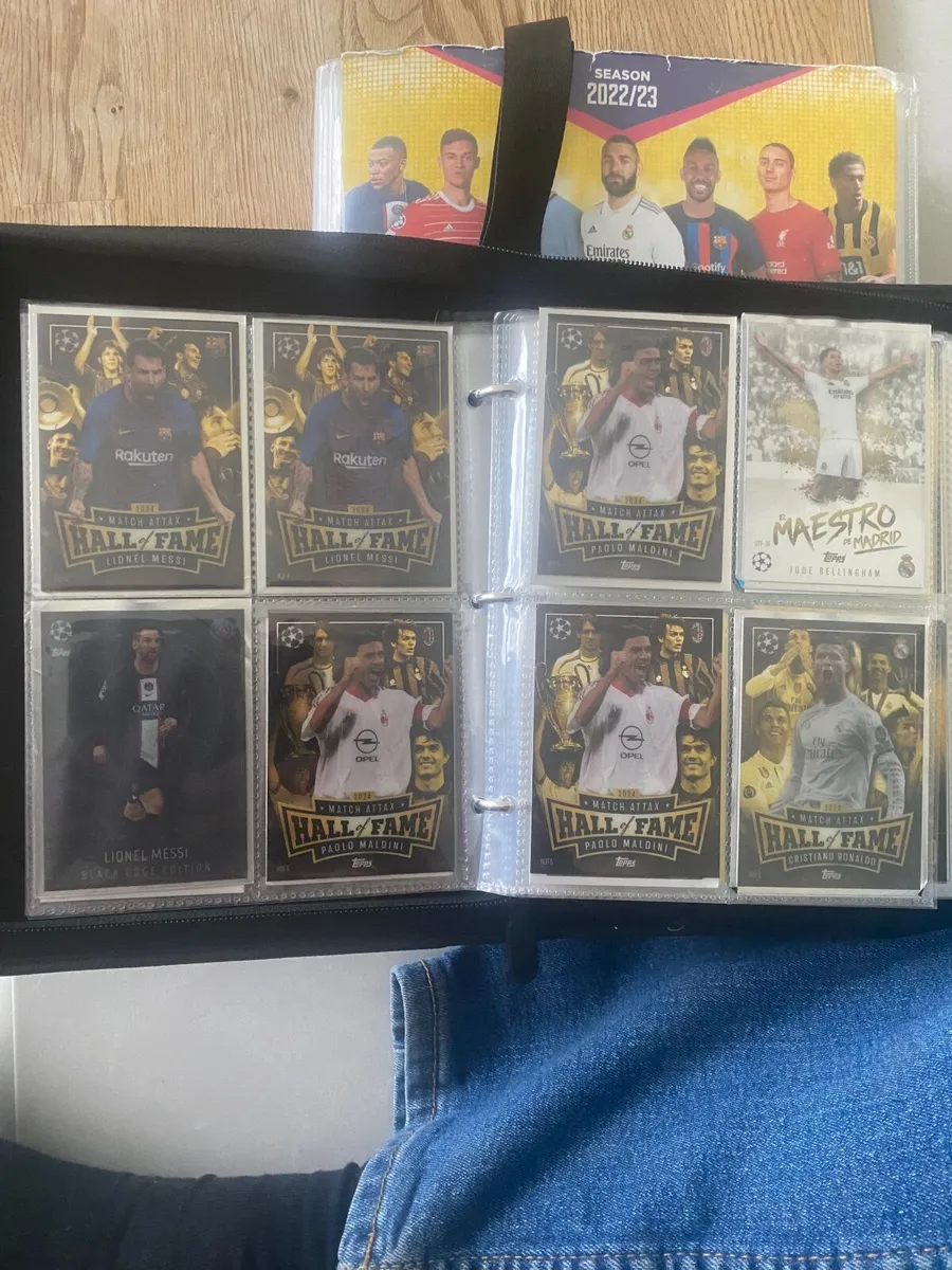 Match attax 2200 + cards - Image 1