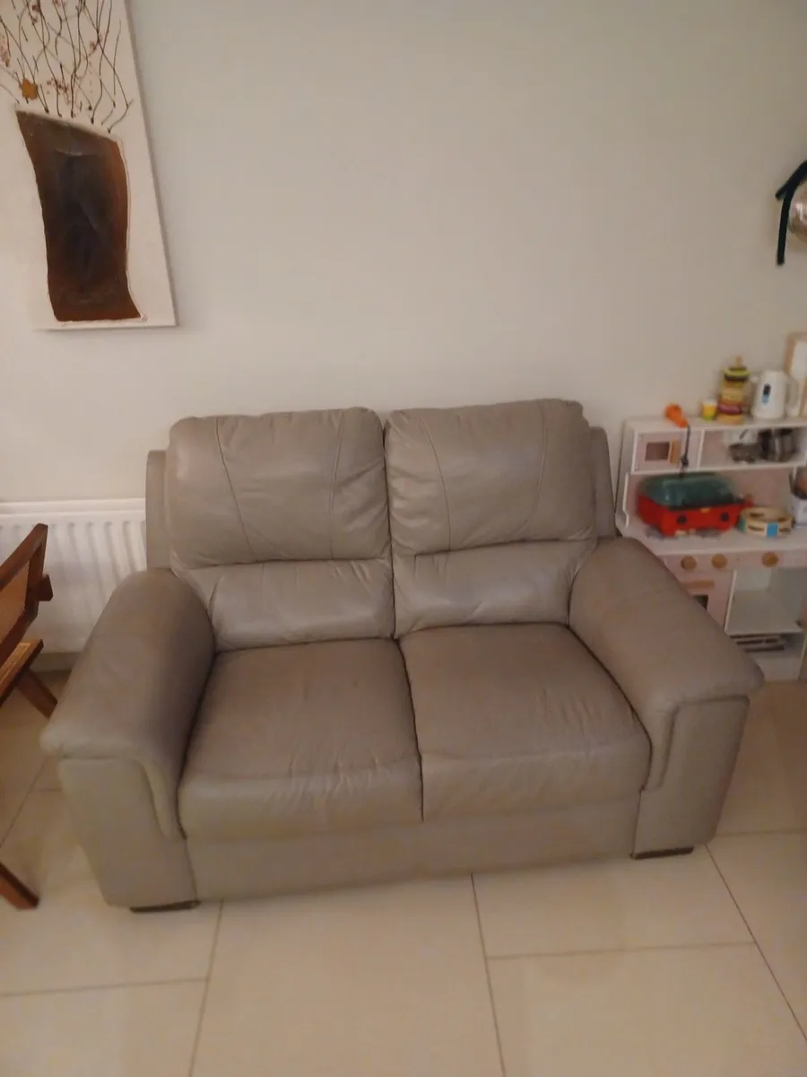 Two Seater Leather Couch - Image 2