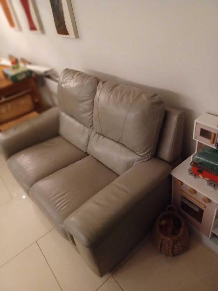 Two Seater Leather Couch - Image 3