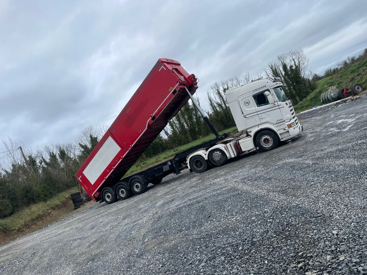 Bulk blower trailer - Image 2