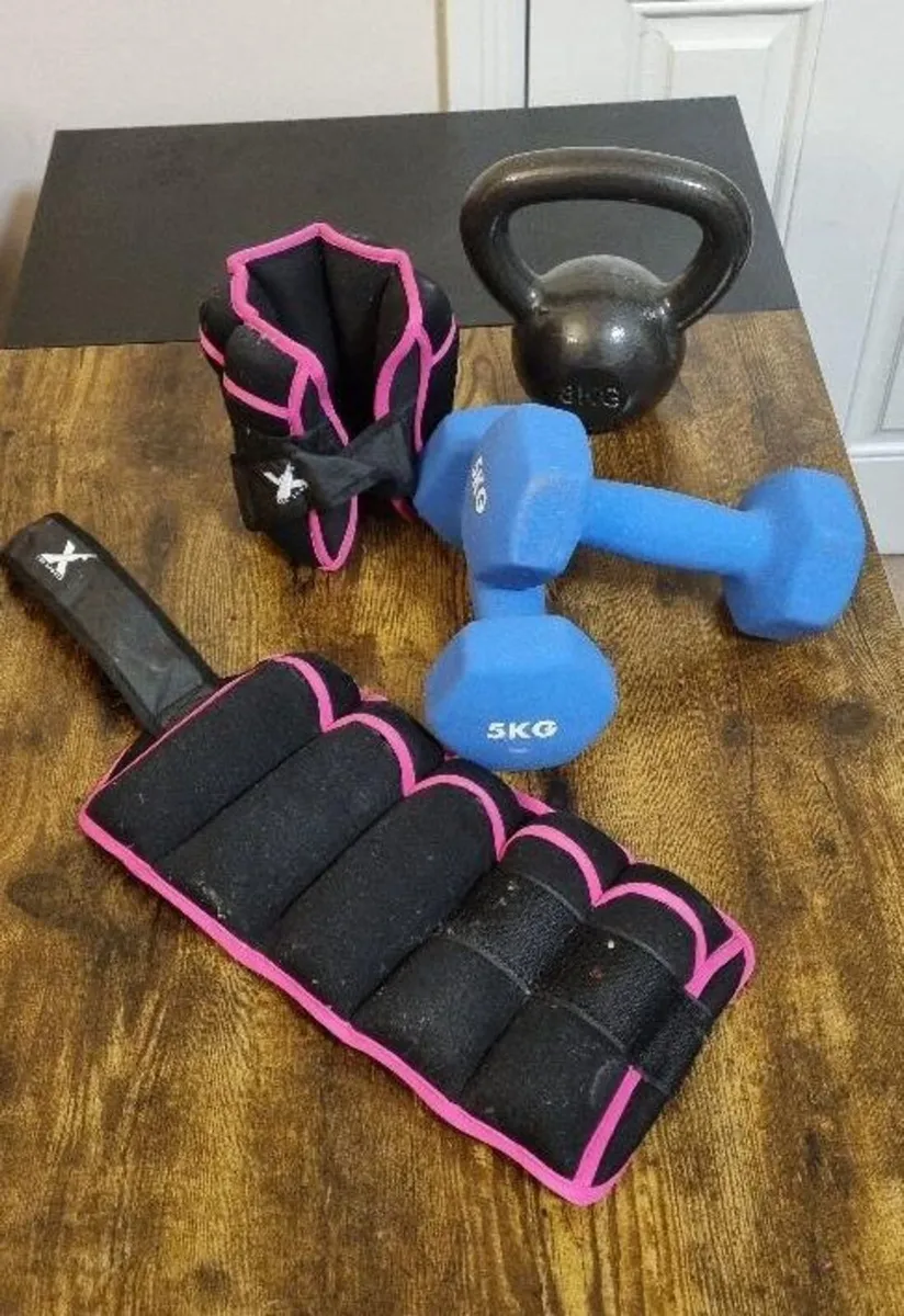 Set of weights - Image 2