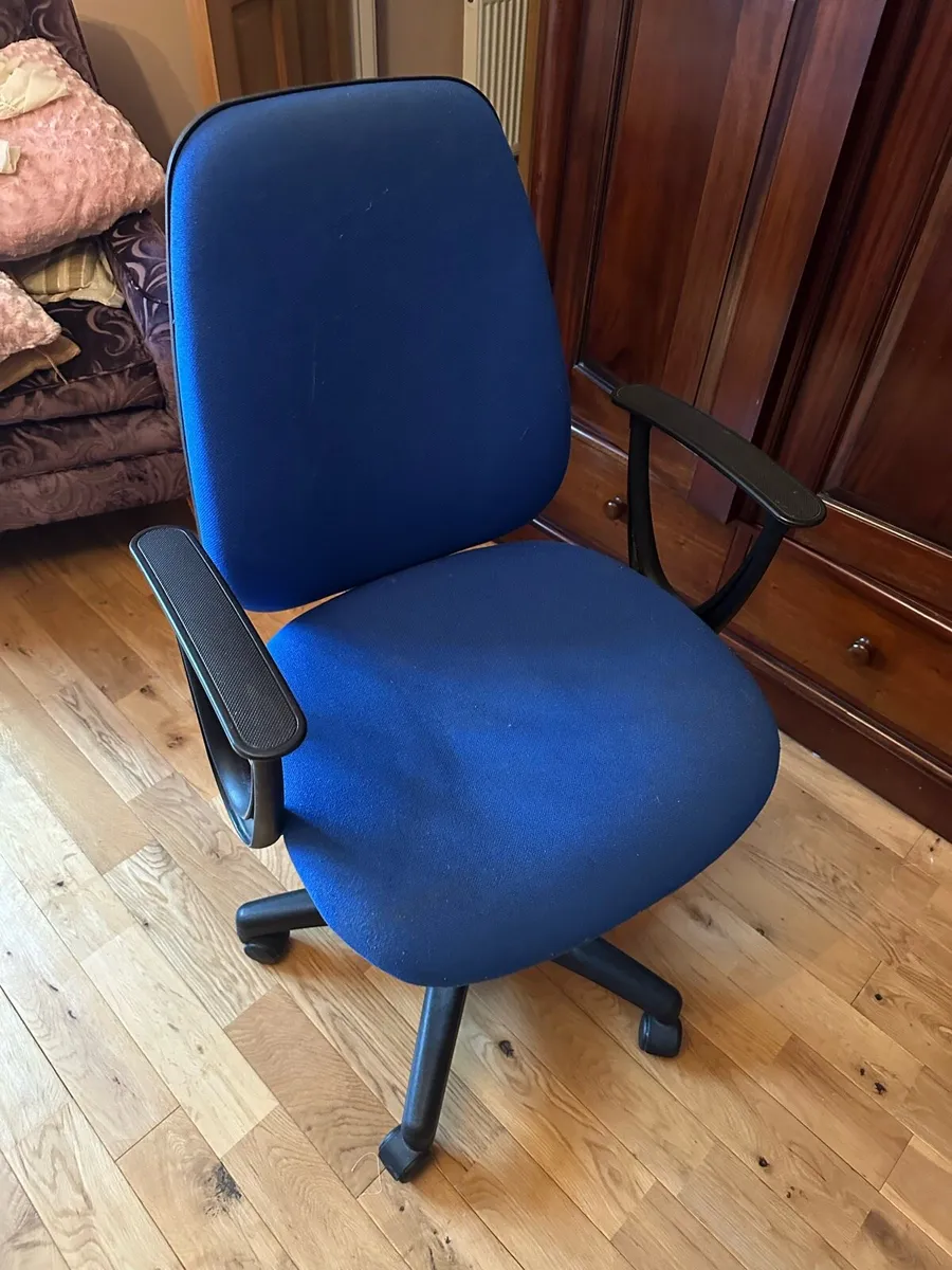 Office Chair - Image 2