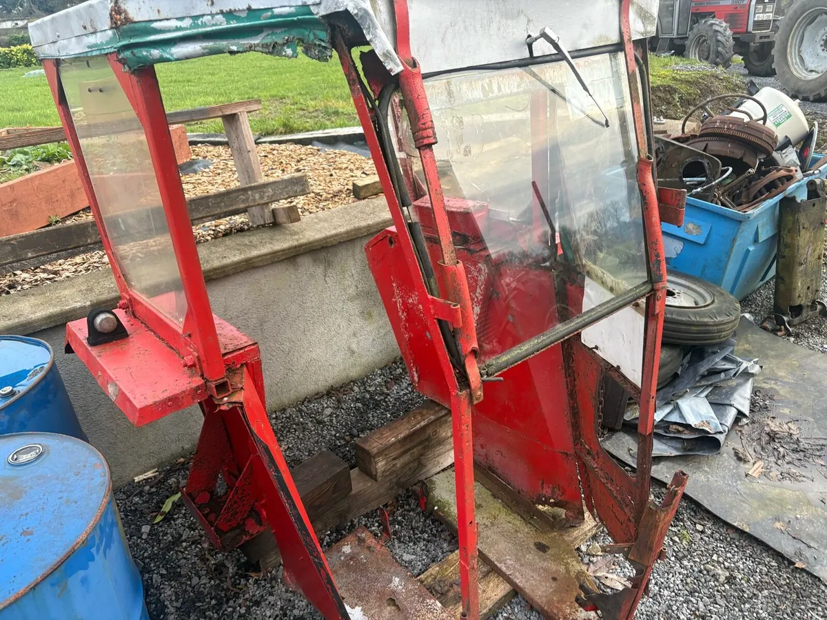 Massey Ferguson Lambourne cab - Image 3