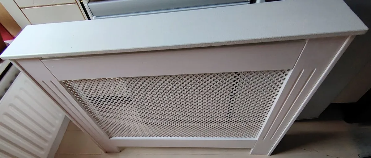 Radiator cover - Image 1
