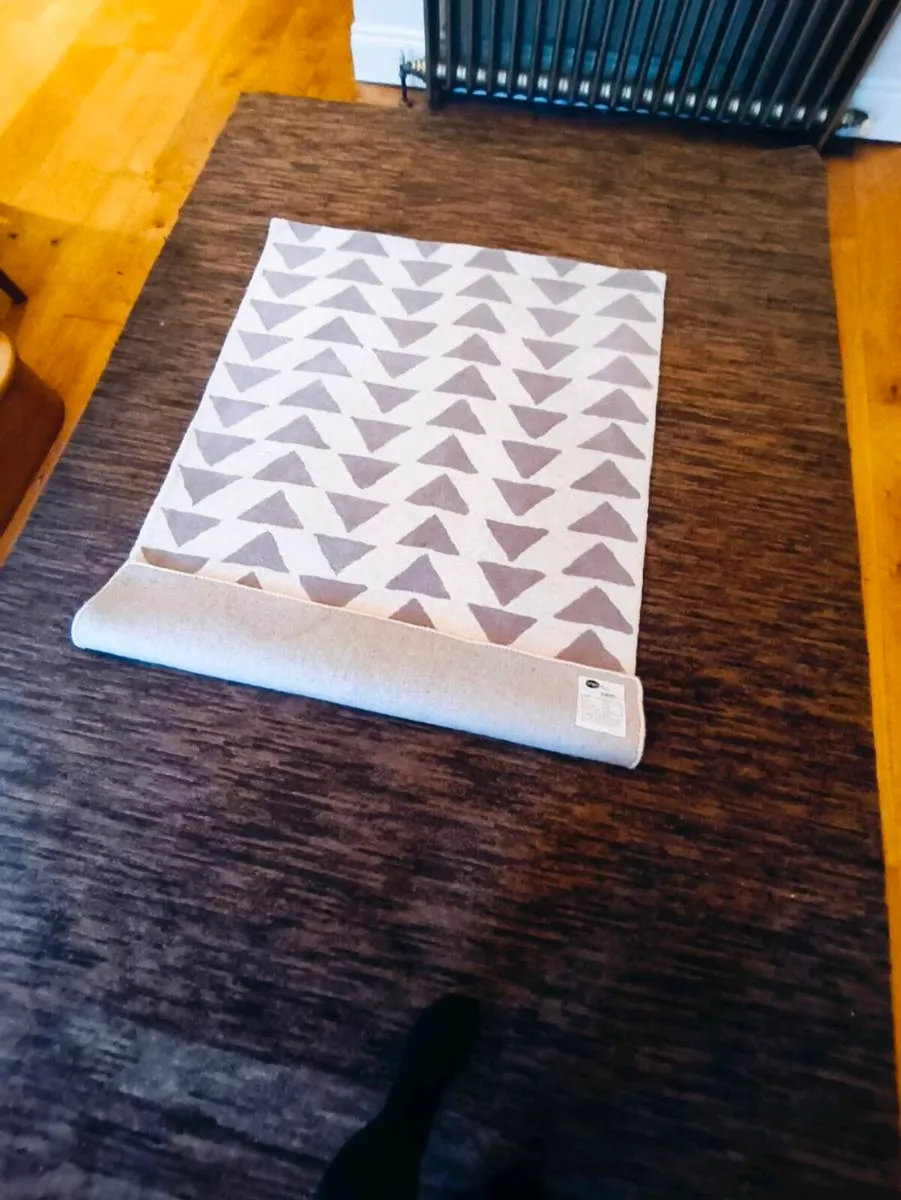 Sell beautiful rug wool 75 Euro - Image 4