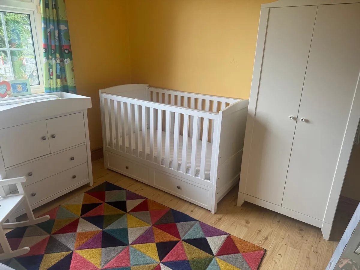 Baby room furniture - Image 1