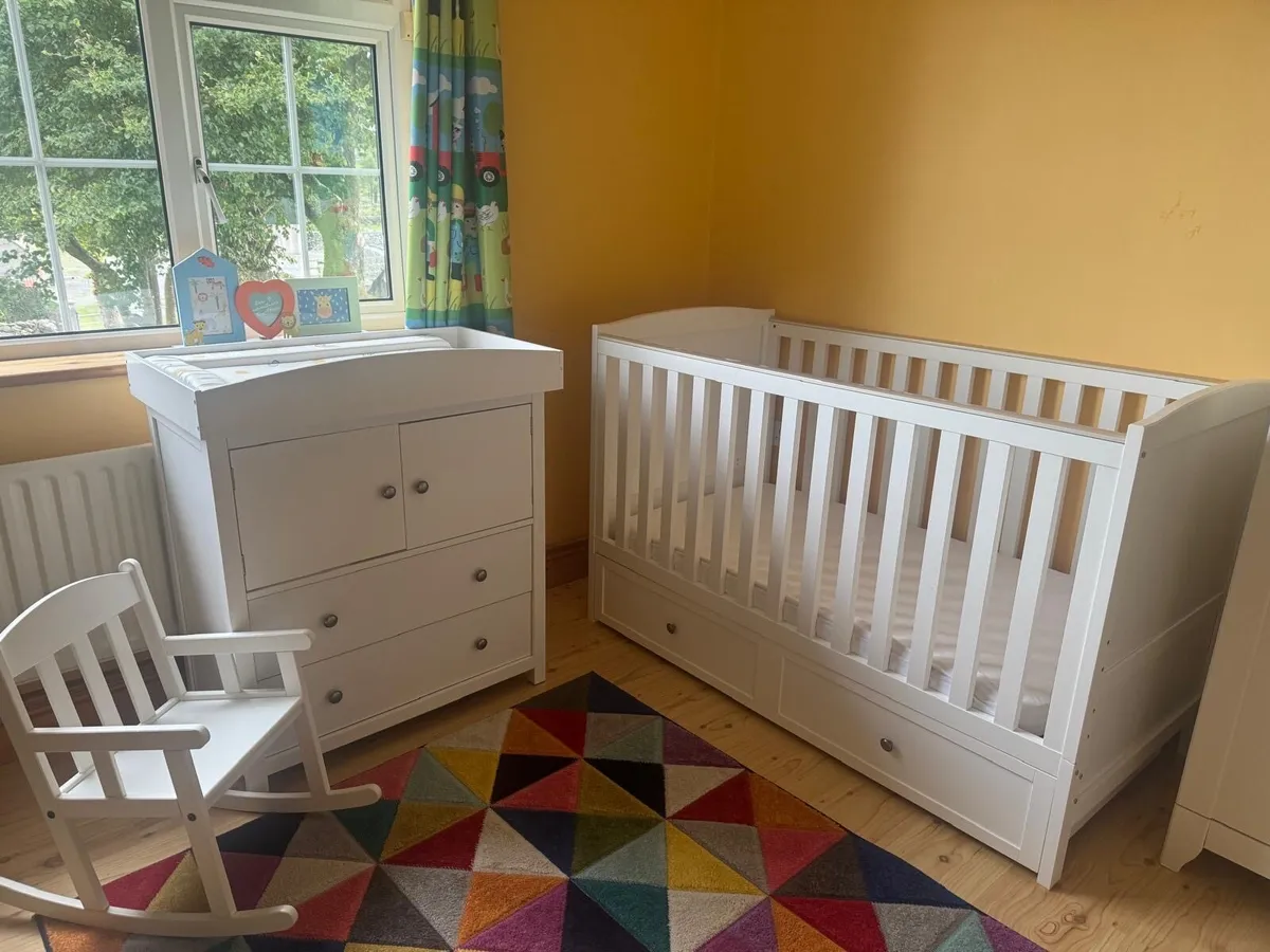 Baby room furniture - Image 2