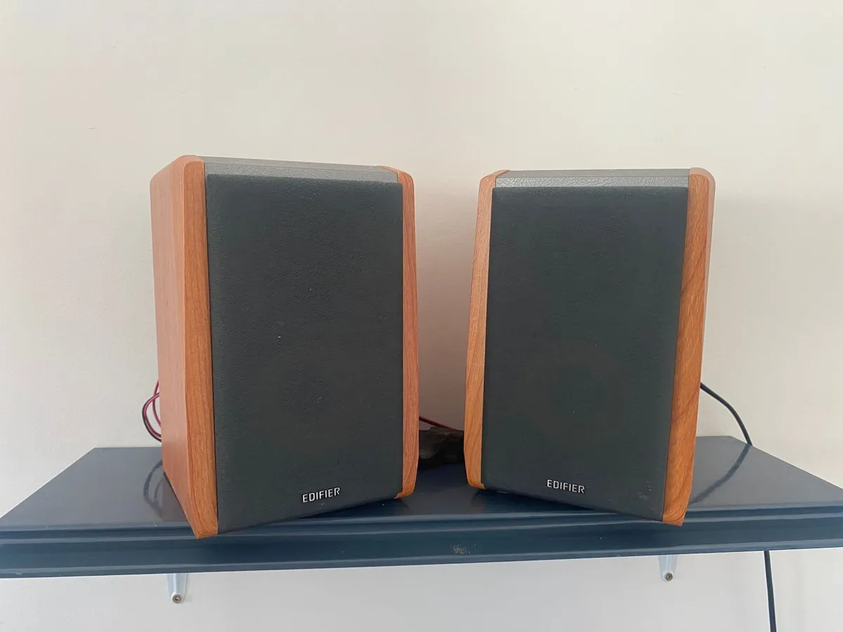 Speakers Edifer R1010BT - Image 1