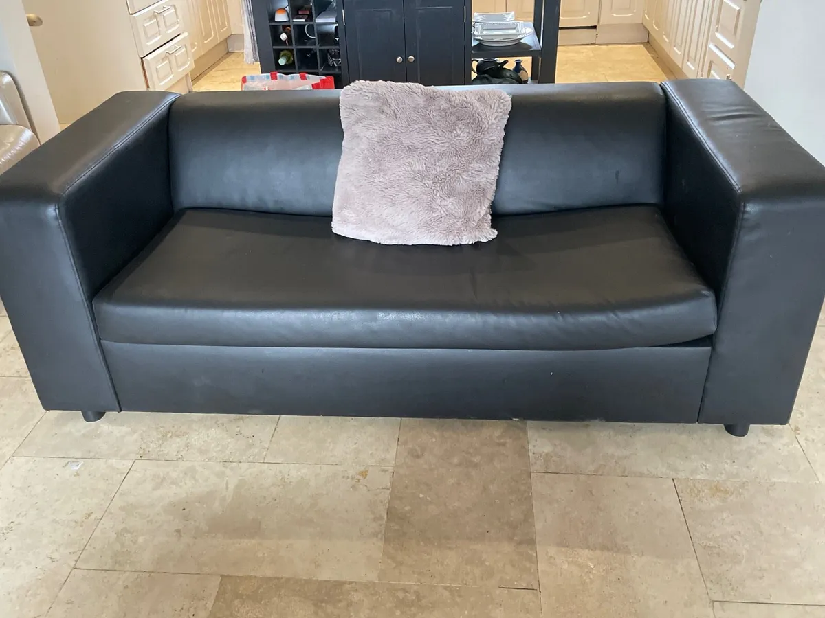 Bed  settee ❌NEED GONE ASAP❌ - Image 1