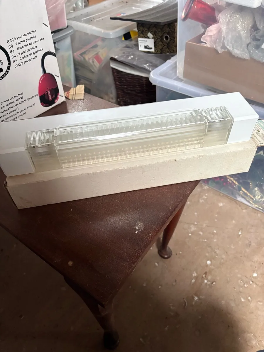 Bathroom strip light - Image 1