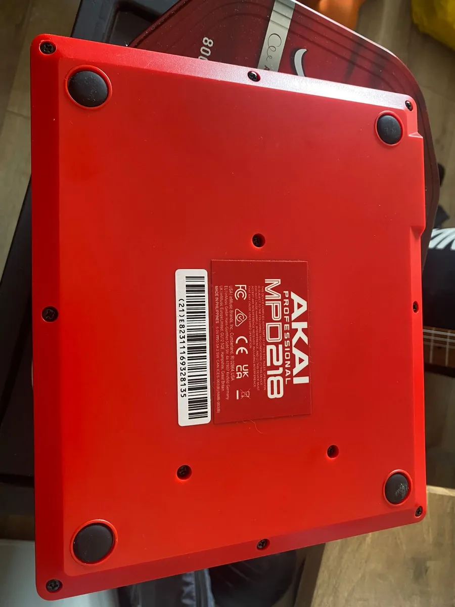 Akai Pad Midi Controller MPD218 - Image 2