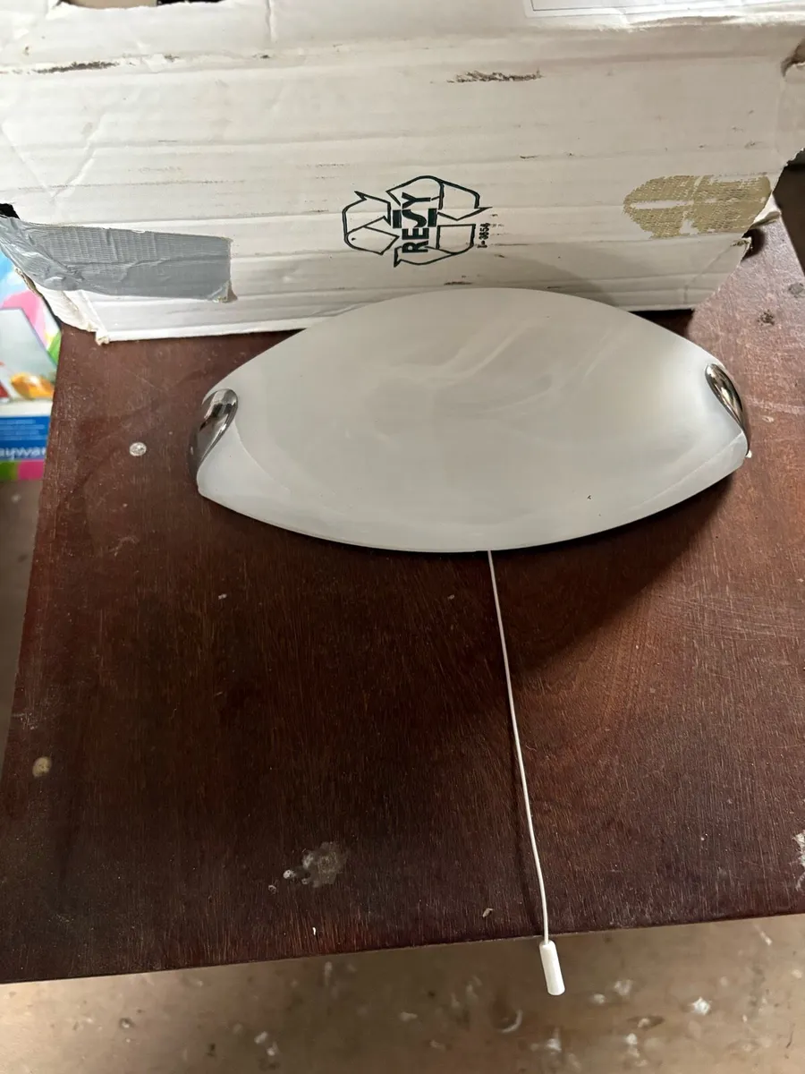 Bathroom wall light - Image 1