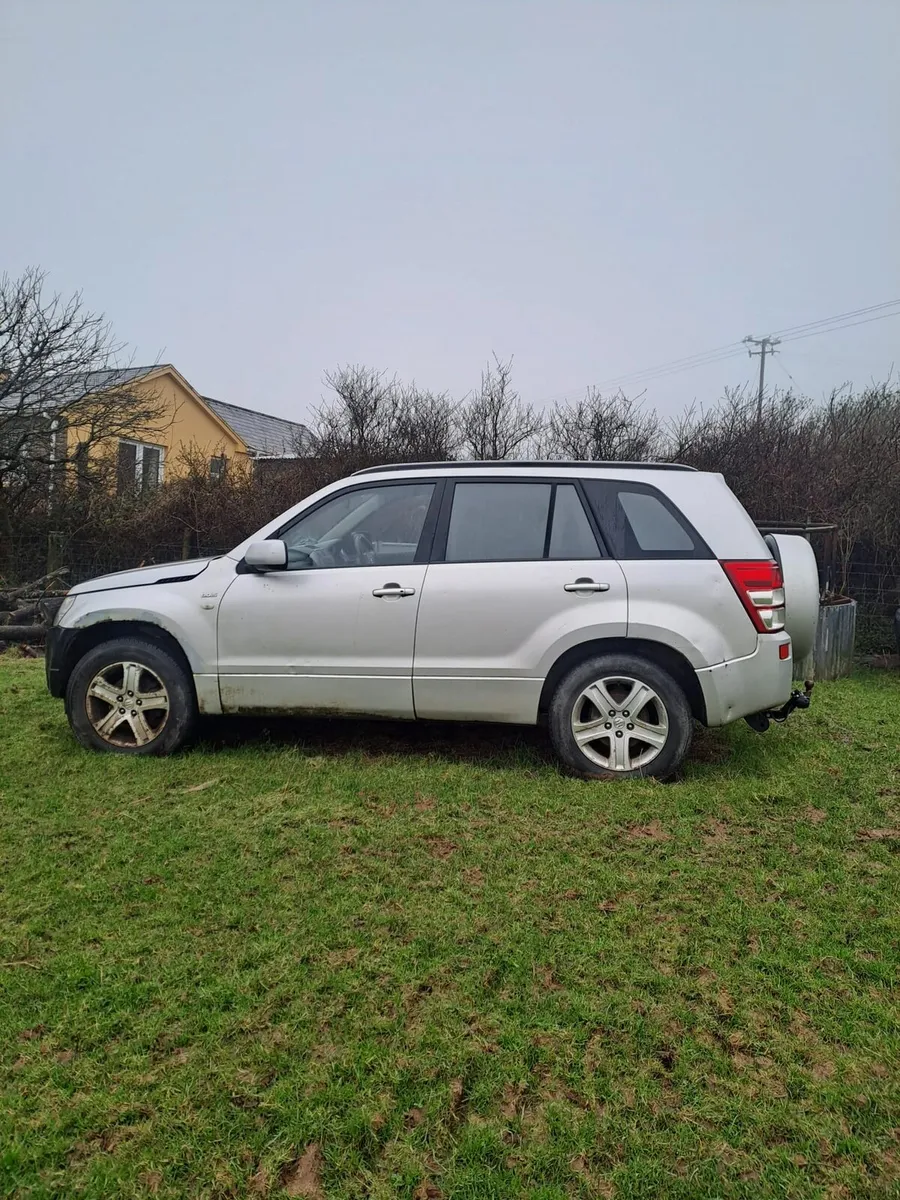 Suzuki grand vitara - Image 1