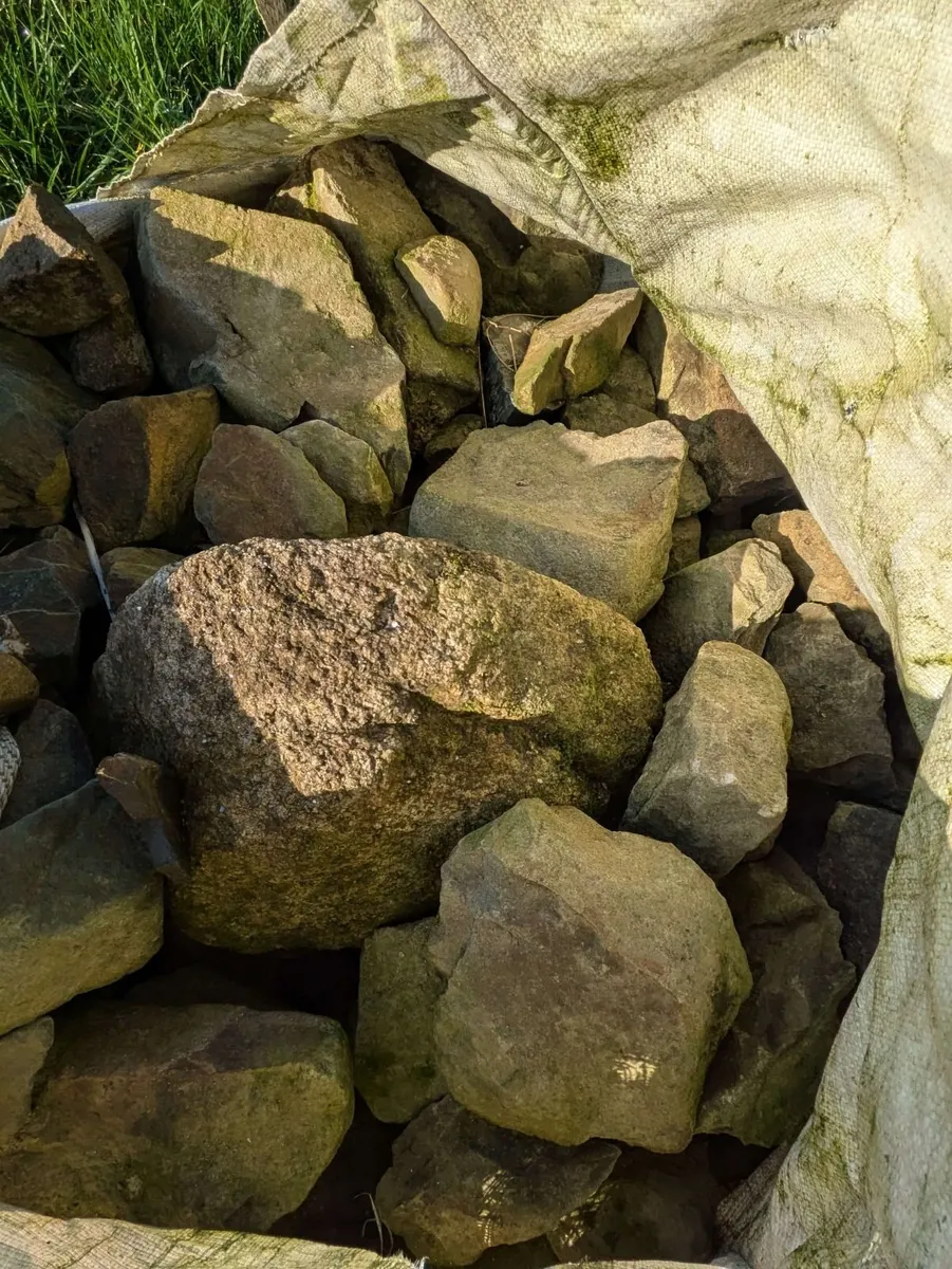 x10 Fieldstone bags €800 - Image 3