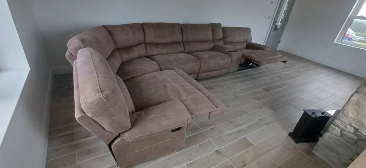 Baxter Corner Group Sofa - Image 3