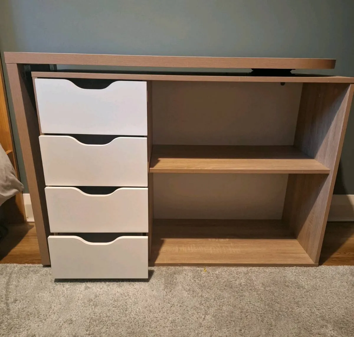 Office desk - Image 1