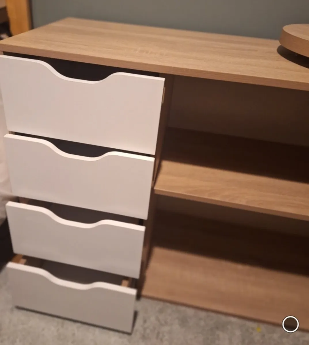 Office desk - Image 2