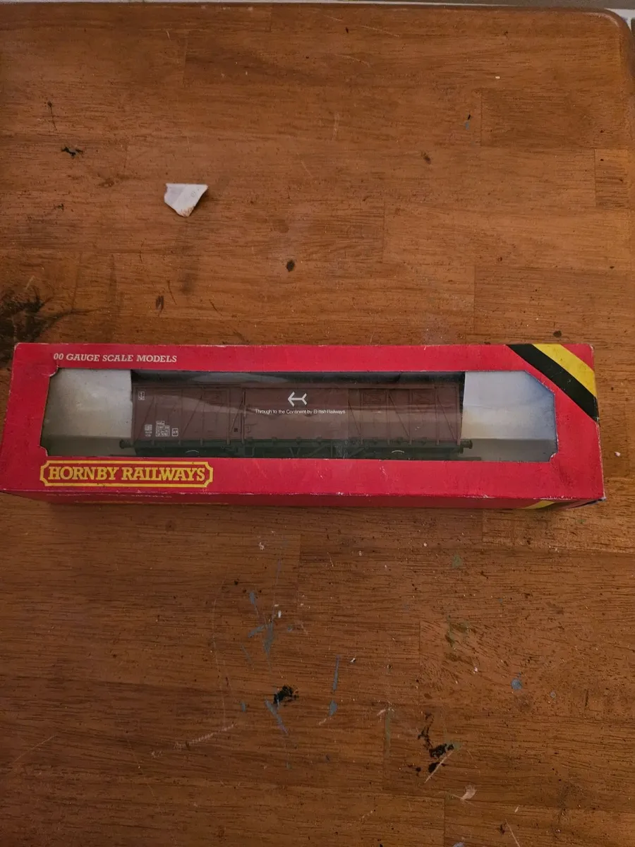 Hornby OO Gauge Wagon - Image 1