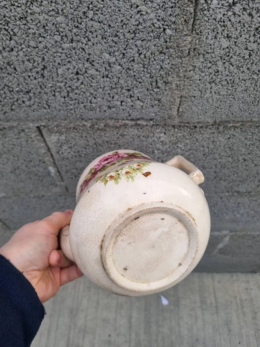 Very old Victorian tea pot in perfect condition - Image 3