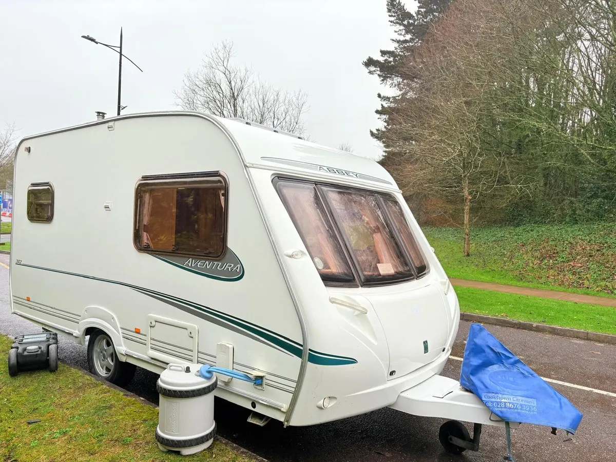 Abbey 2/3 berth light weight caravan - Image 3