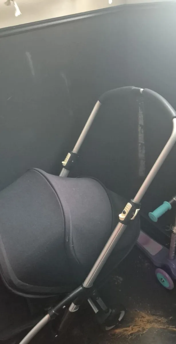 Bugaboo bee stroller - Image 1