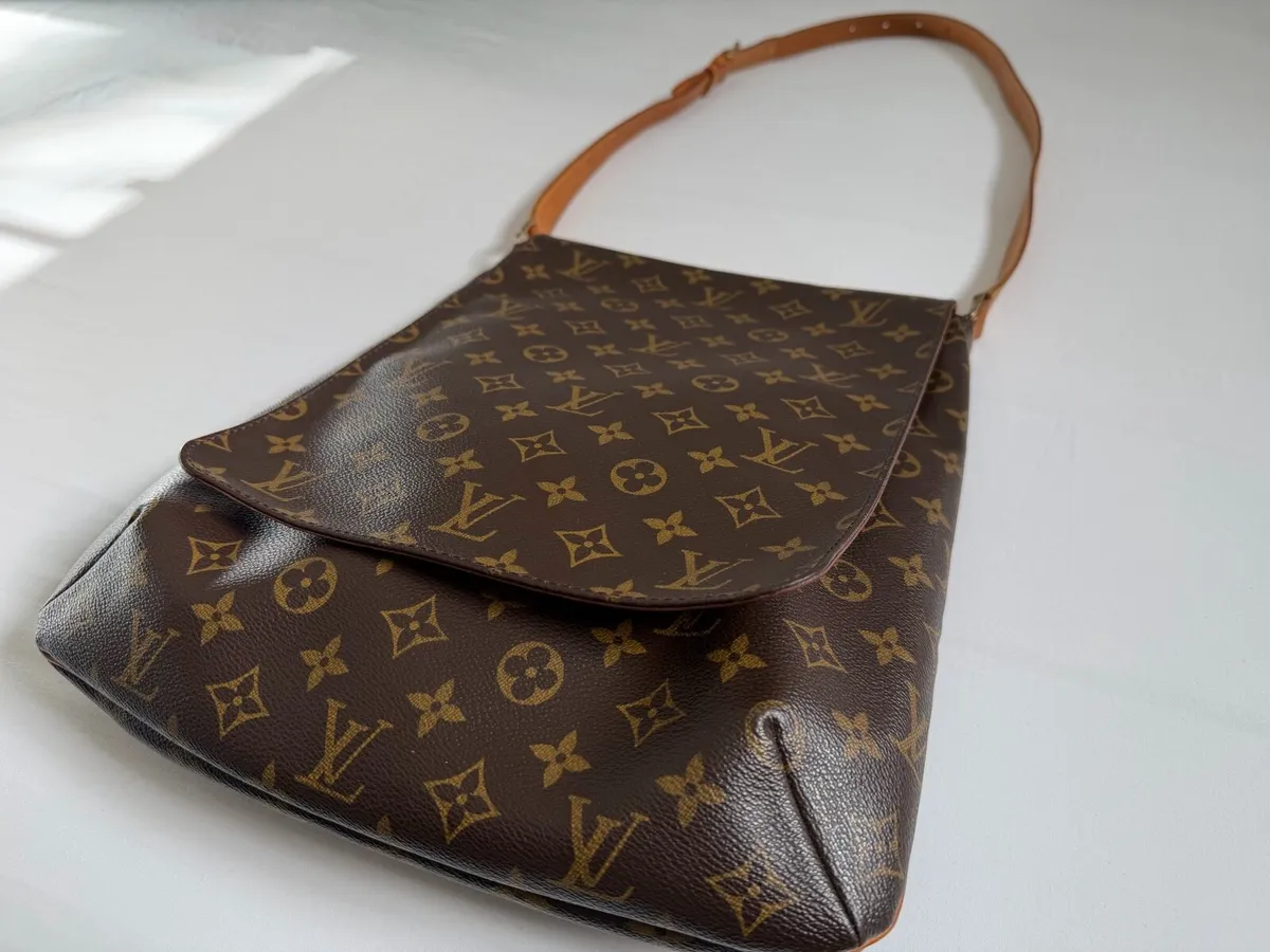 Genuine Louis Vuitton Musette Salsa Long Strap Bag - Image 2