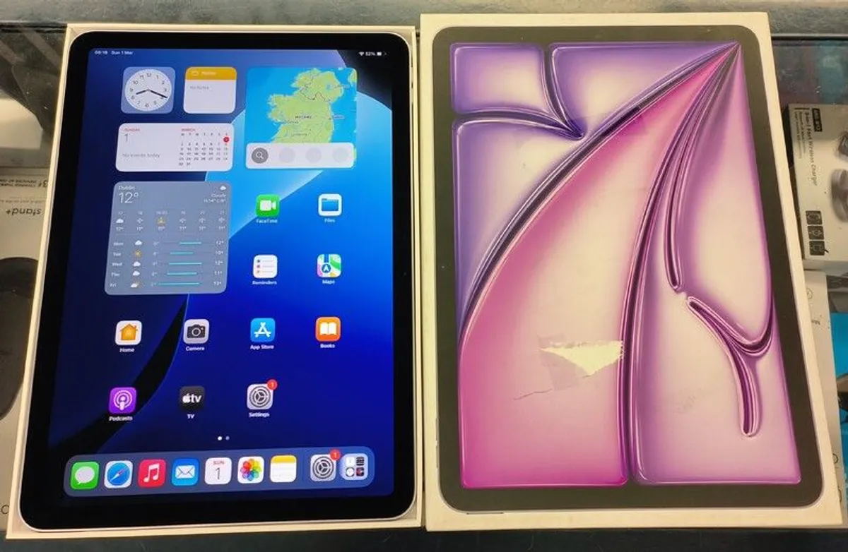 Apple iPad Air 11" M2 128GB Wi-Fi |Little Use | 100% Battery | 2 Cycle - Image 1