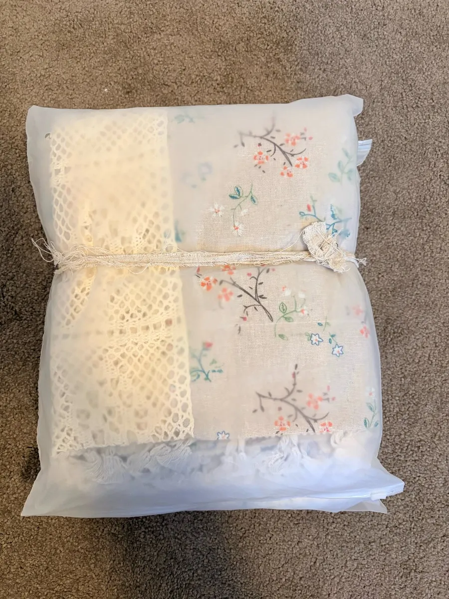 Semi Sheer Curtains - Image 2