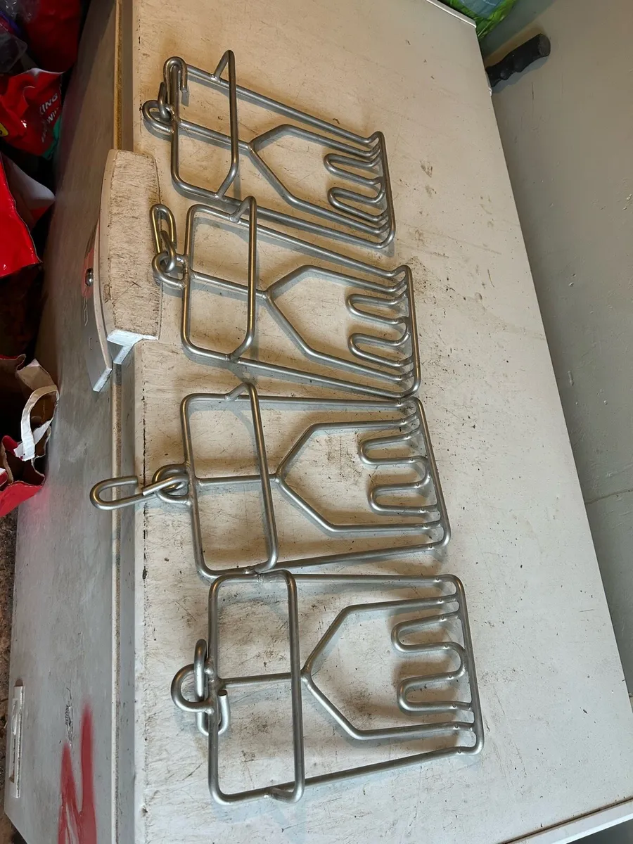 Turkey shackles  , slaughtering gear - Image 1