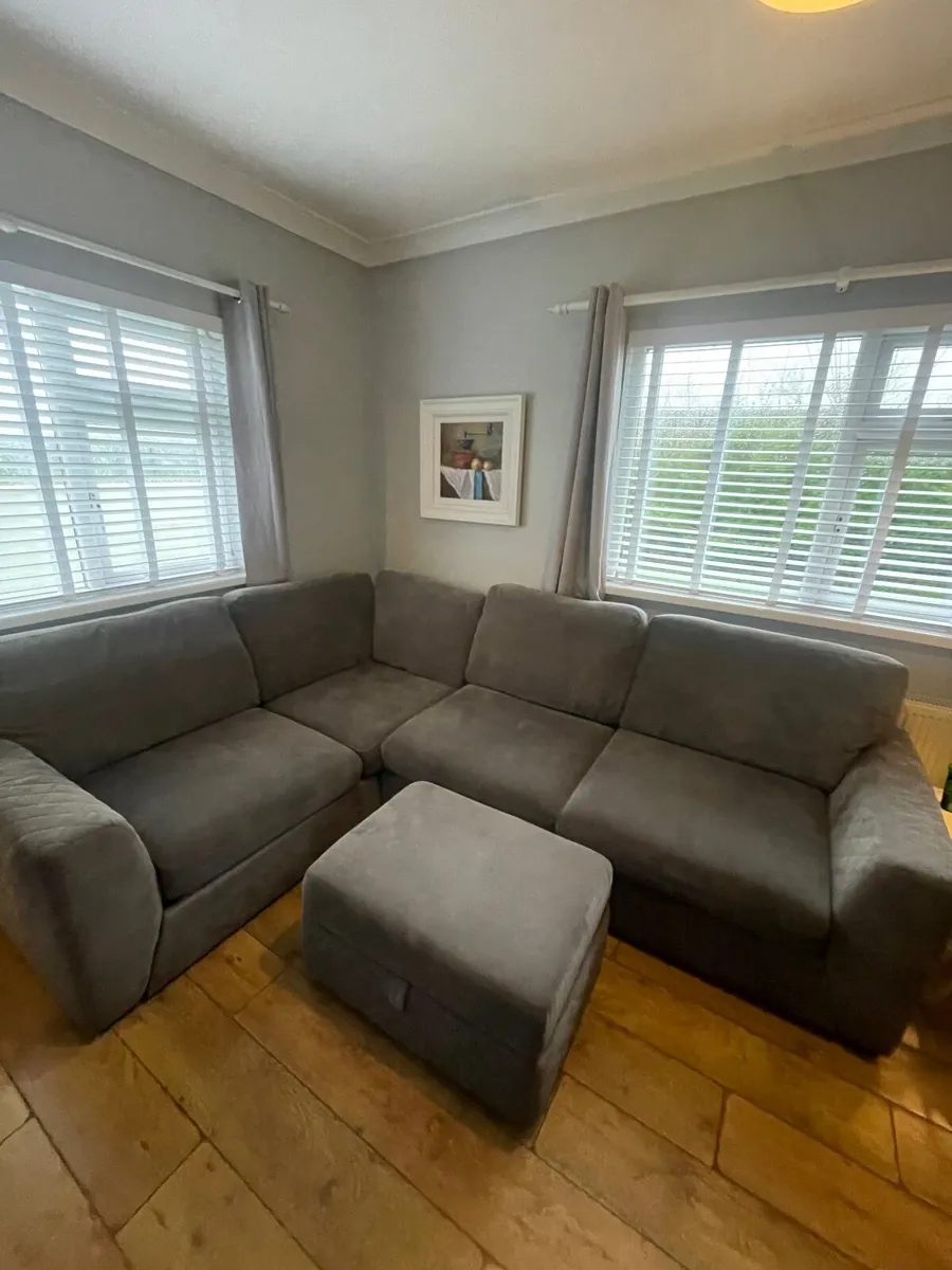 Dfs L shape sofa set - Image 1