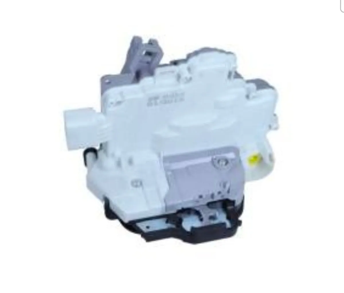 MAXGEAR Front Left Door Lock – As New - Image 1