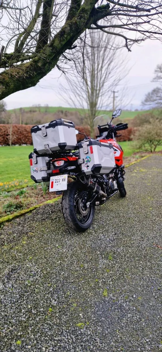 Suzuki  v strom 1050 xt low mileage - Image 3