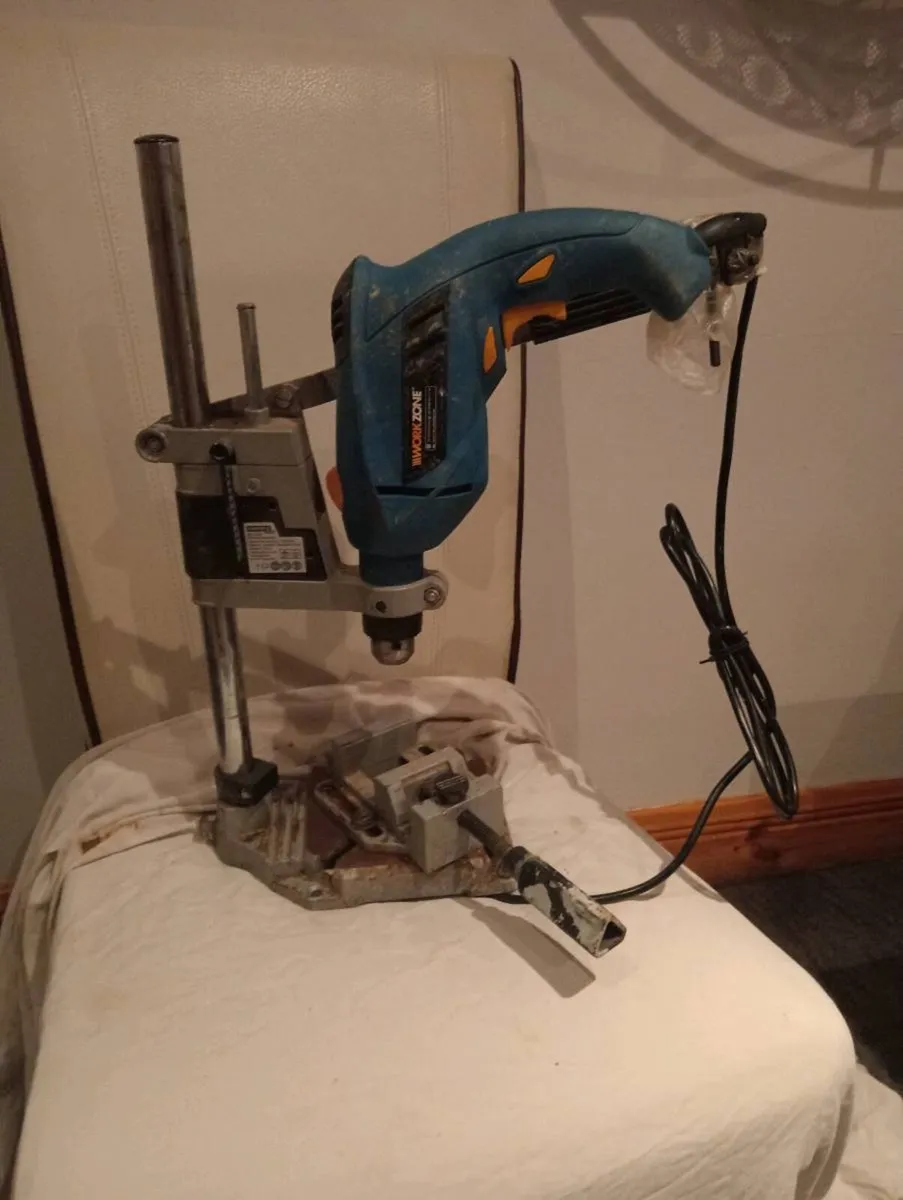 Bench drill press stand and drill - Image 1