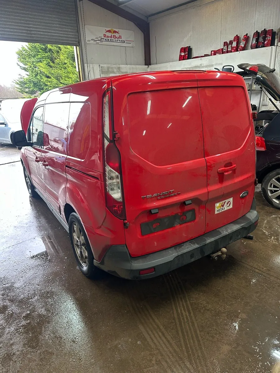 2017 transit connect for breaking - Image 4