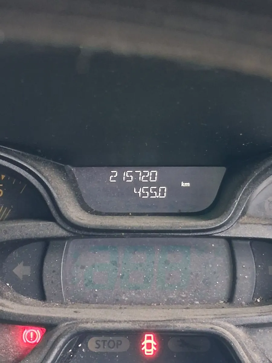 Renault Trafic 2016 - Image 3