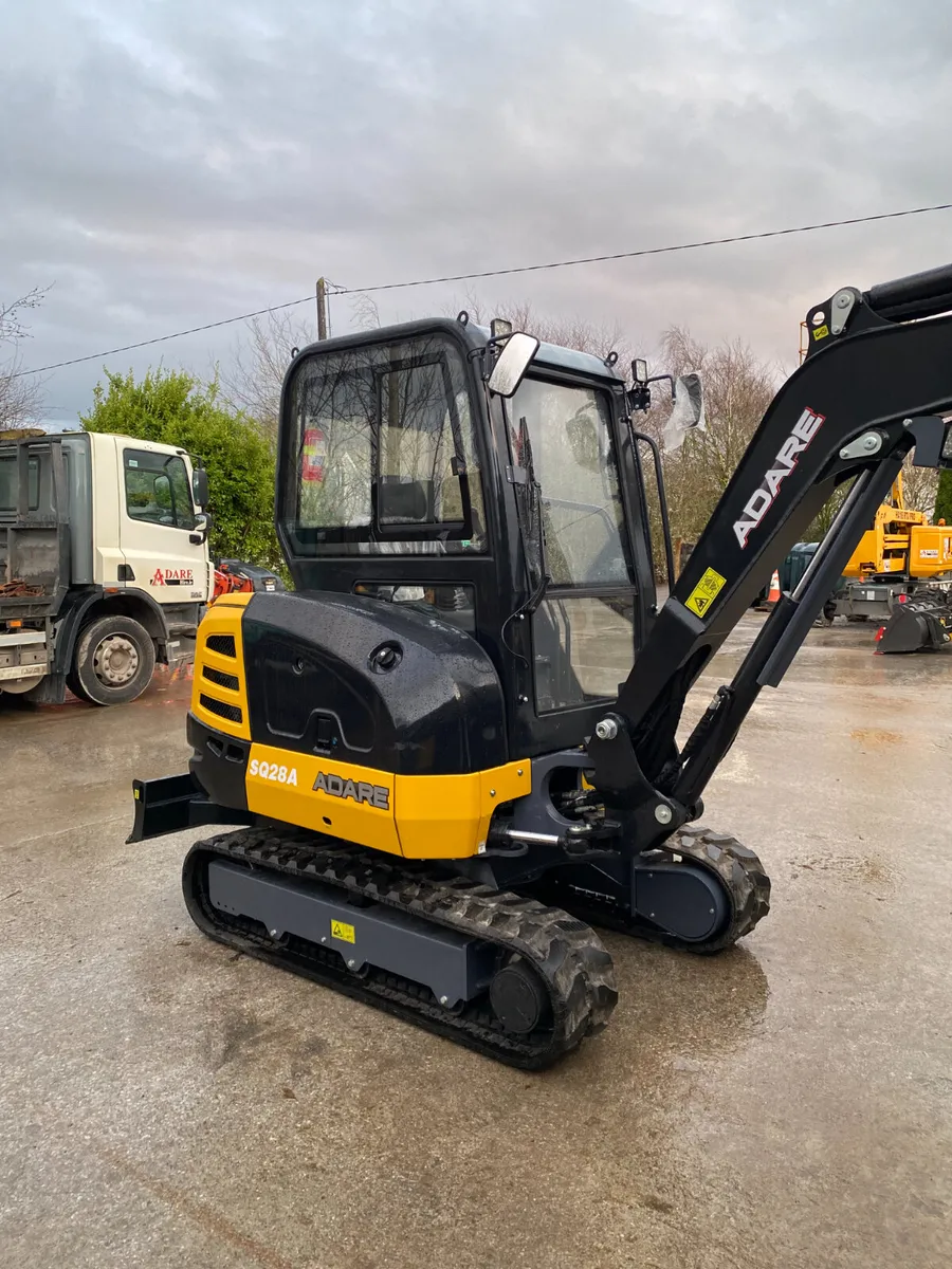 Adare 3 Ton Mini Excavator - Image 1