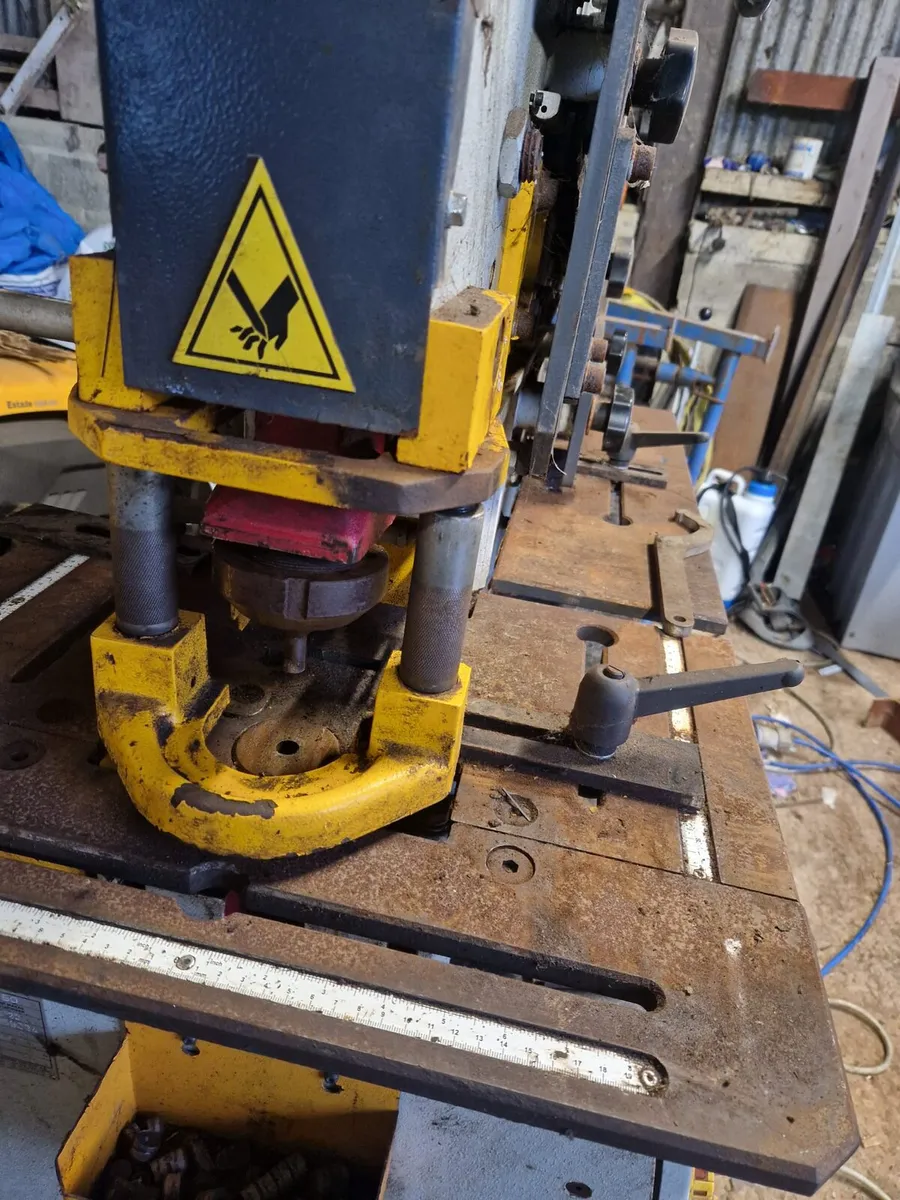 iron worker - Image 4