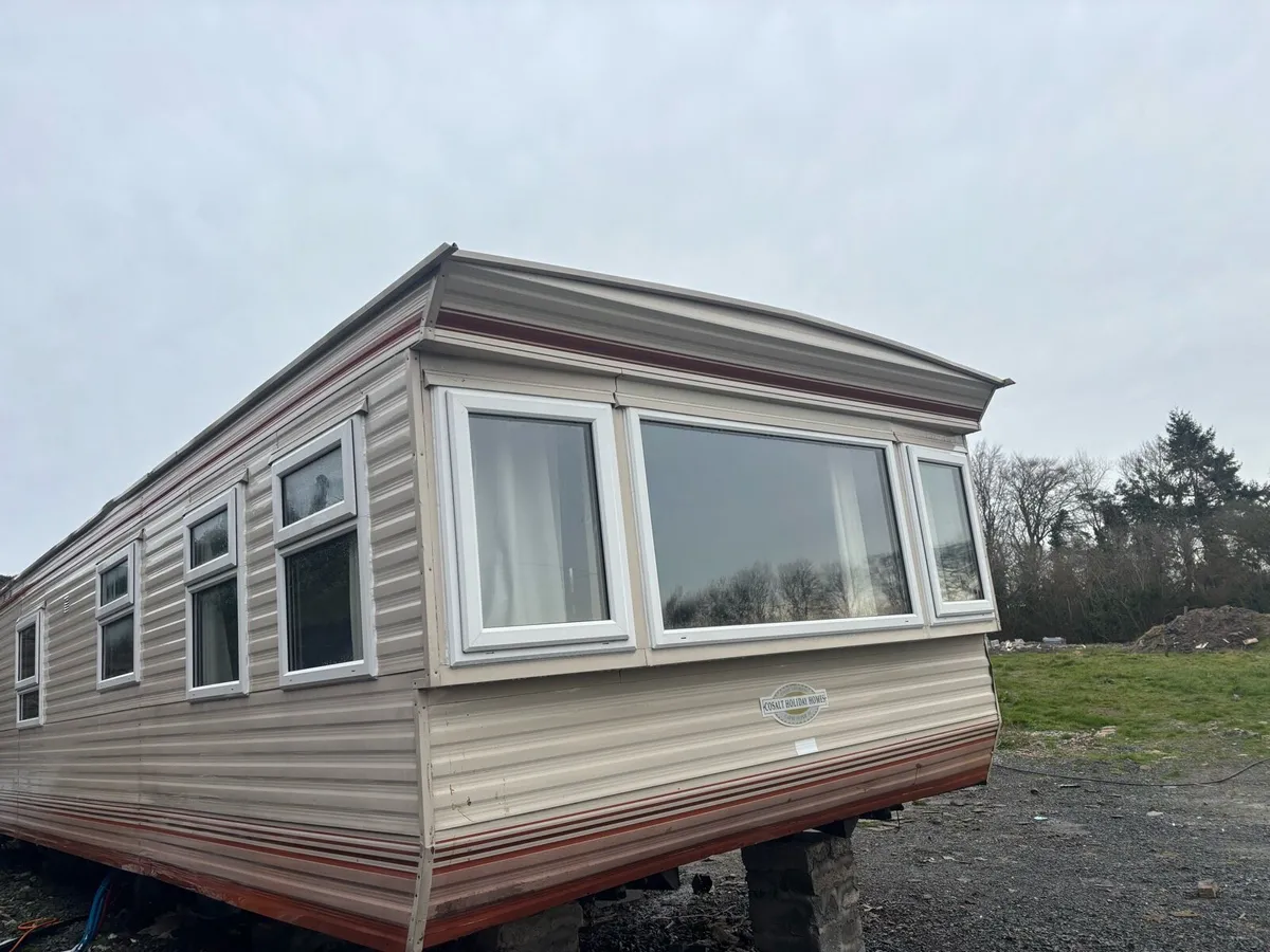 Mobile home - Image 1